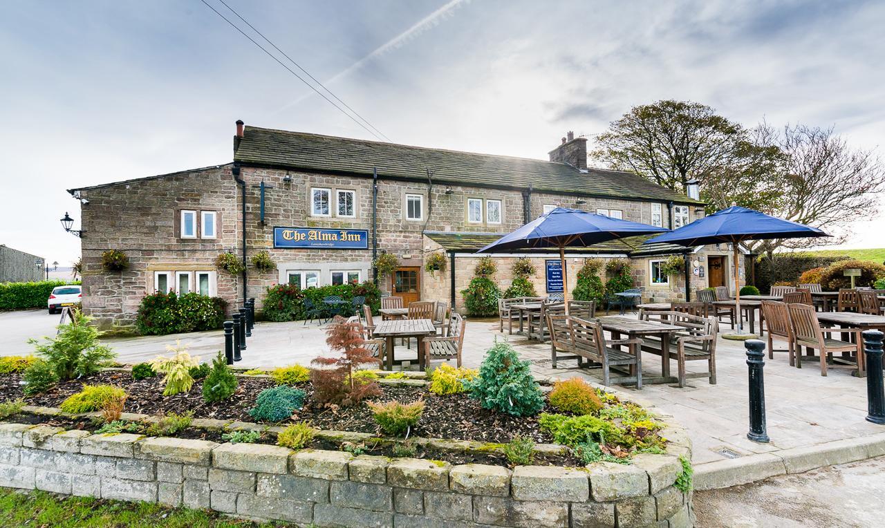 The Alma Inn Colne  Esterno foto